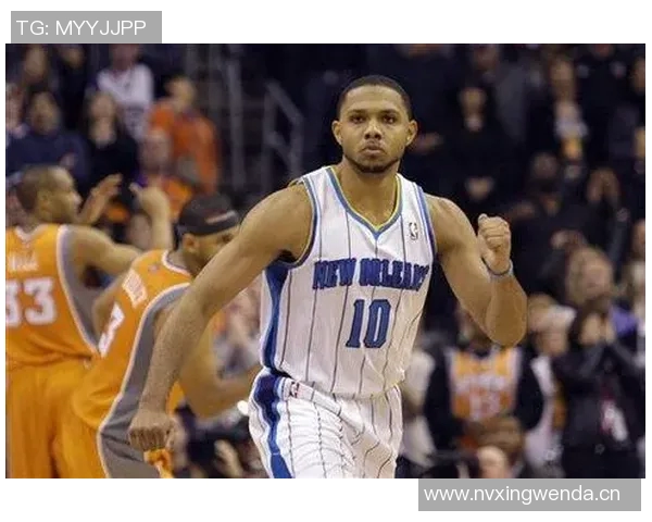 三球348次抢断跻身黄蜂队历史前十助攻与三分命中数同样创队史佳绩 三球348次抢断跻身黄蜂队历史前十助攻与三分命中数同样创队史佳绩